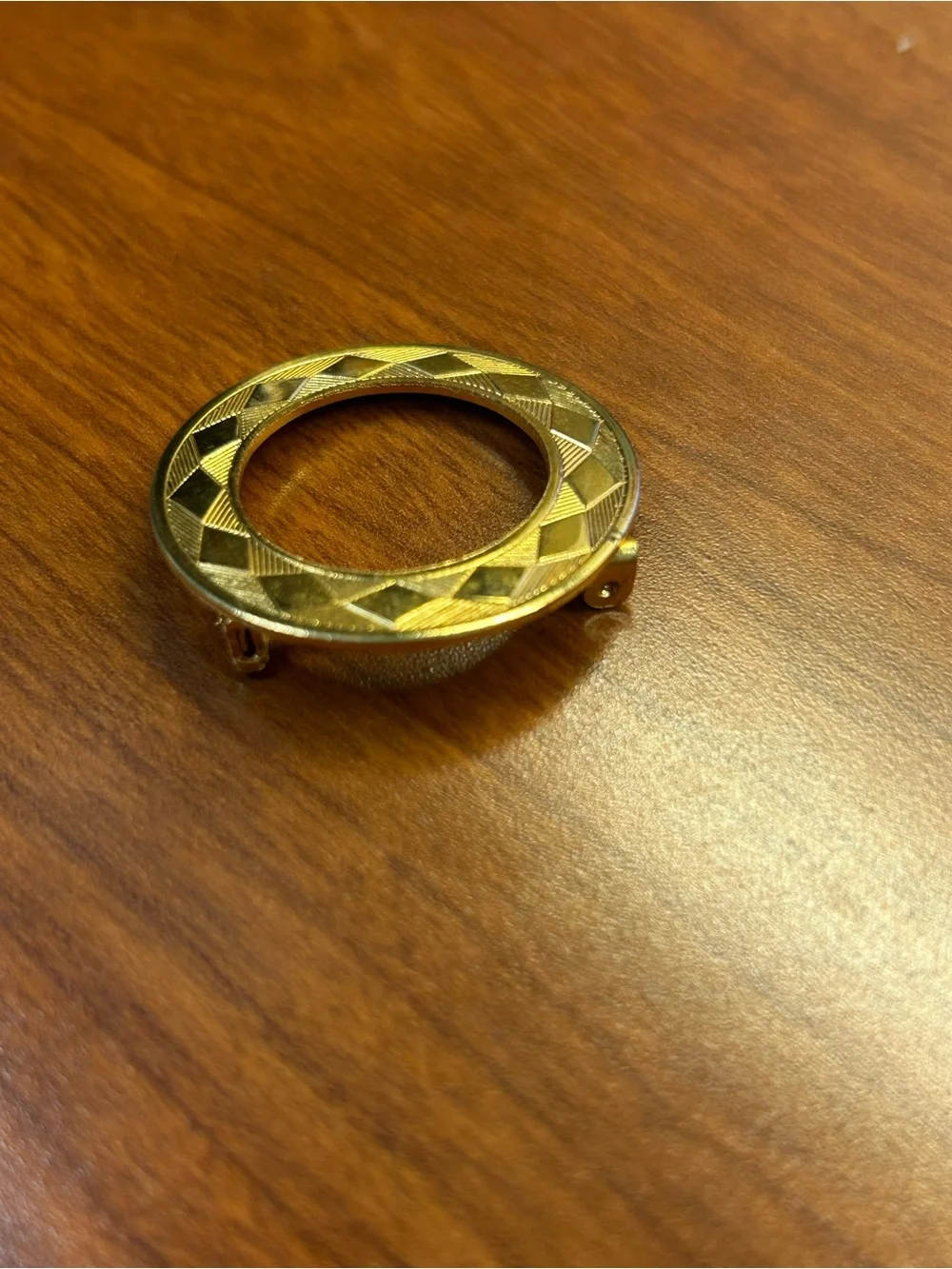 N/A stylish gold